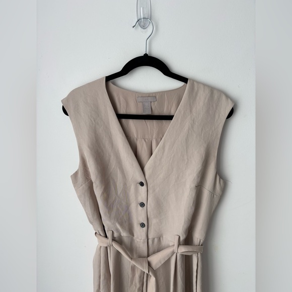 H&M Beige Sleeveless Jumpsuit Wide Leg Belted Minimalist Chic M - Picture 2 of 12